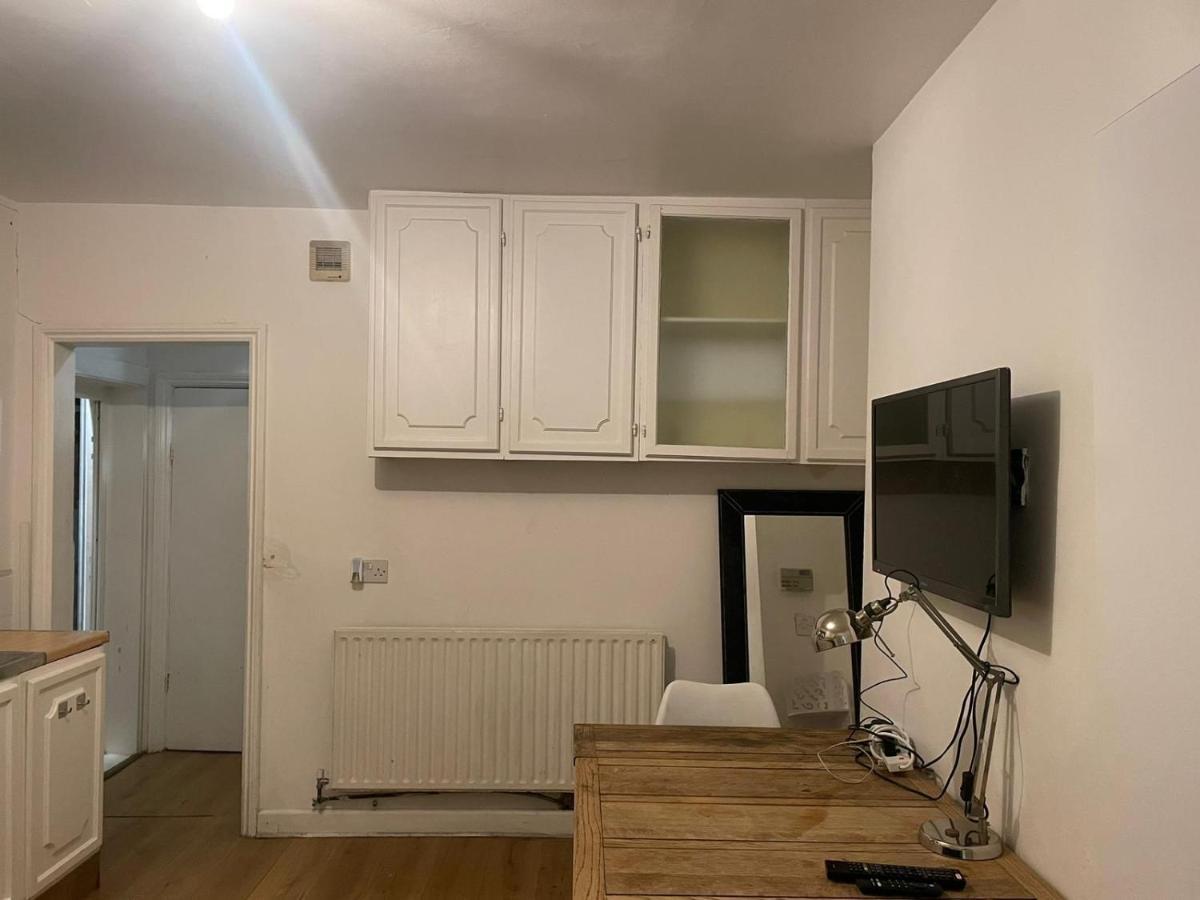 Balham, South London Spacious Guest House 5, 6 Rooms Available Exterior photo