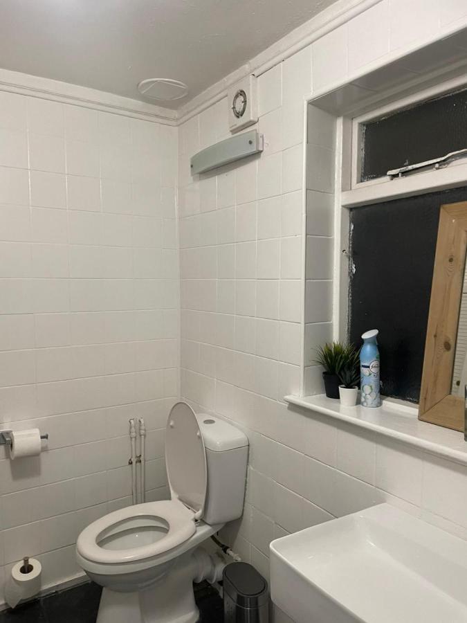 Balham, South London Spacious Guest House 5, 6 Rooms Available Exterior photo